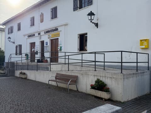 Municipal Albergue de Peregrinos de Larrasoaña photo 2