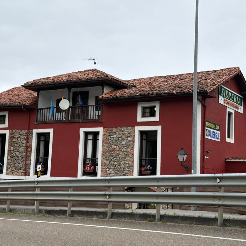Albergue El Caserón de Vidiago
