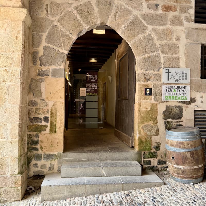 Hotel Roncesvalles