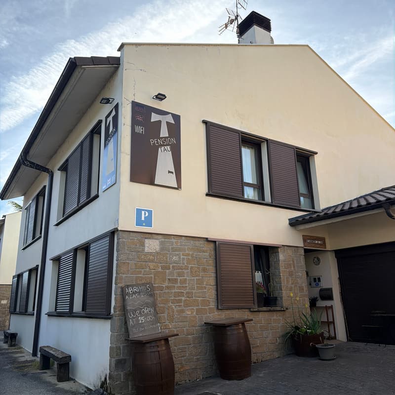 Casa TAU