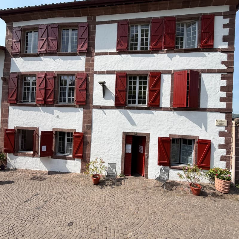 Ospitalia Refuge Municipal