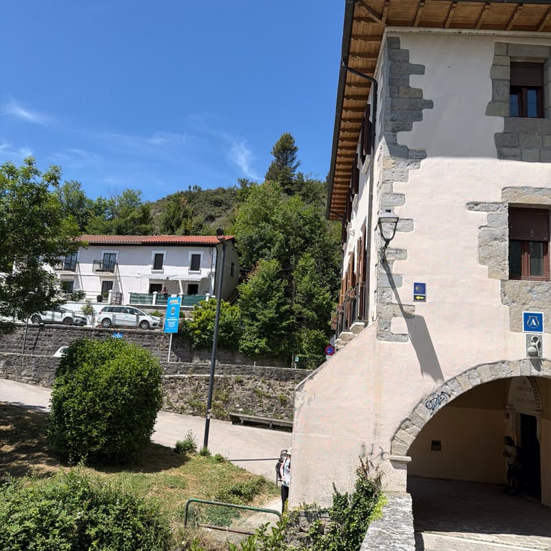 Albergue de la Trinidad de Arre