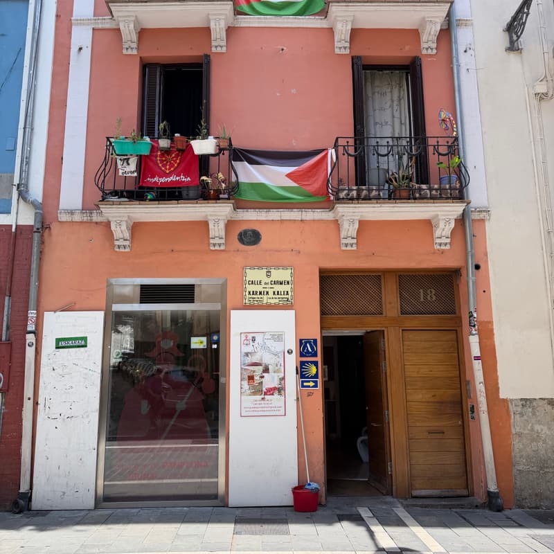Albergue de Pamplona/Iruñako Aterpea